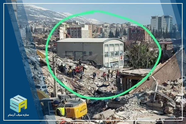 بررسی ساختمان اتحادیه معماران ترکیه در اثر زلزله